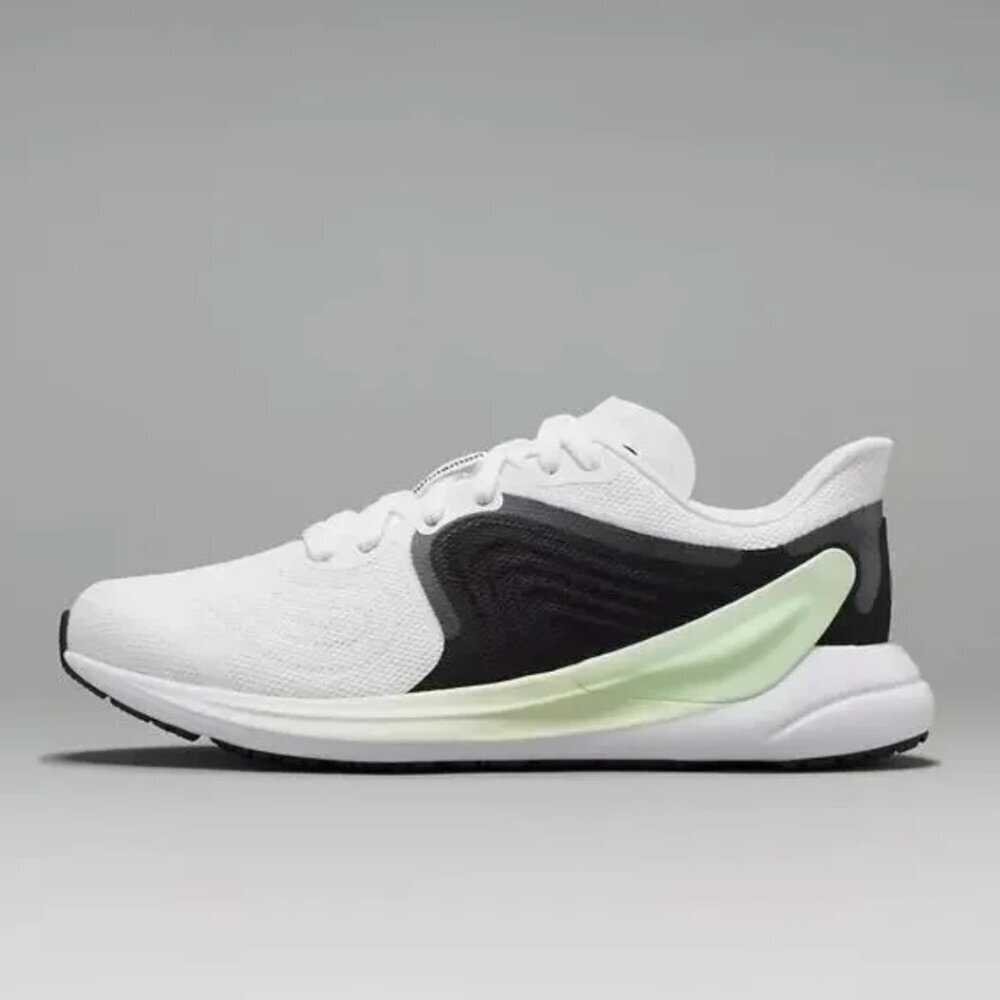 Women's Blissfeel 2 Running Shoe 7.5 - Fair Condition